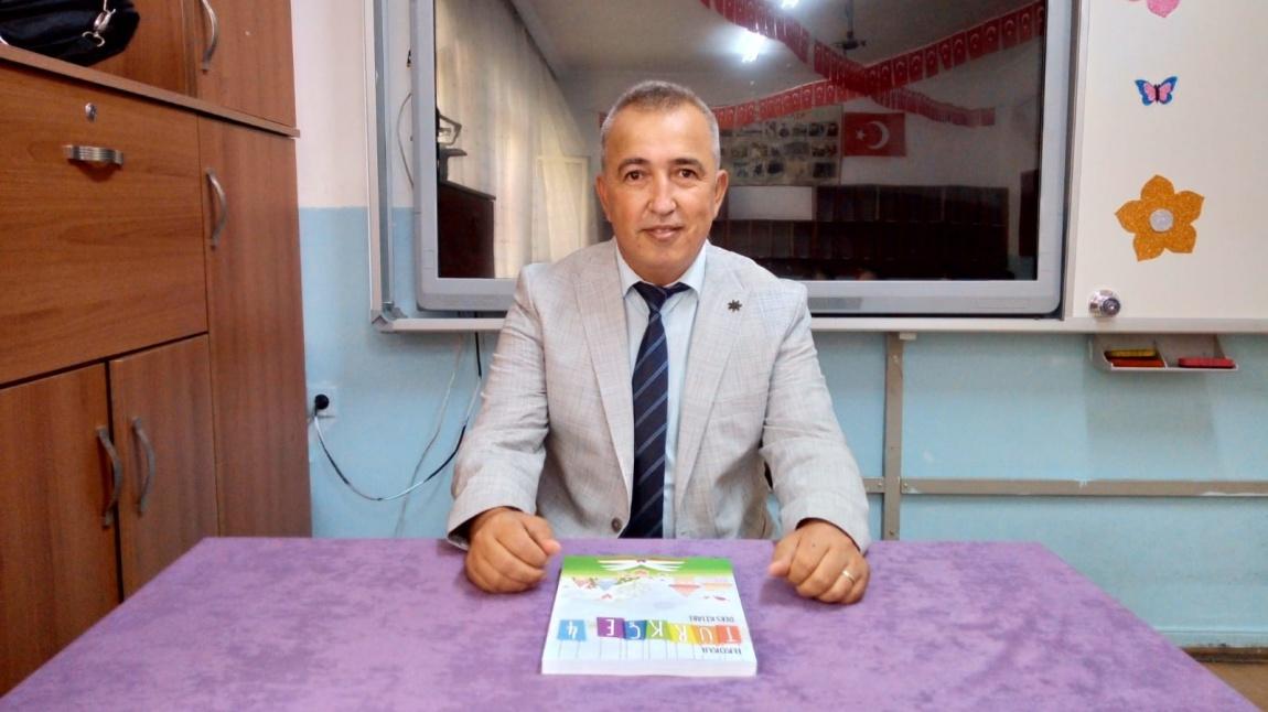 Turgay BACAK - 1-B Sınıf Öğretmeni